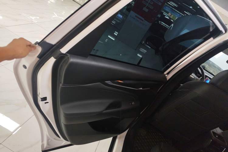 Used SAIC MAXUS G50 2024 PLUS 1.5T Happiness-Recommended Automatic Glory Edition Left Rear Door Interior