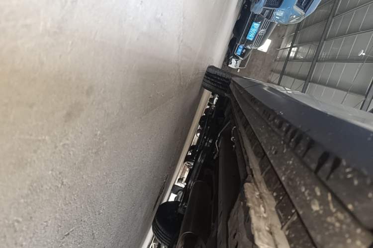 Used SAIC MAXUS G50 2024 PLUS 1.5T Happiness-Recommended Automatic Start-Up Edition Left Side Sill