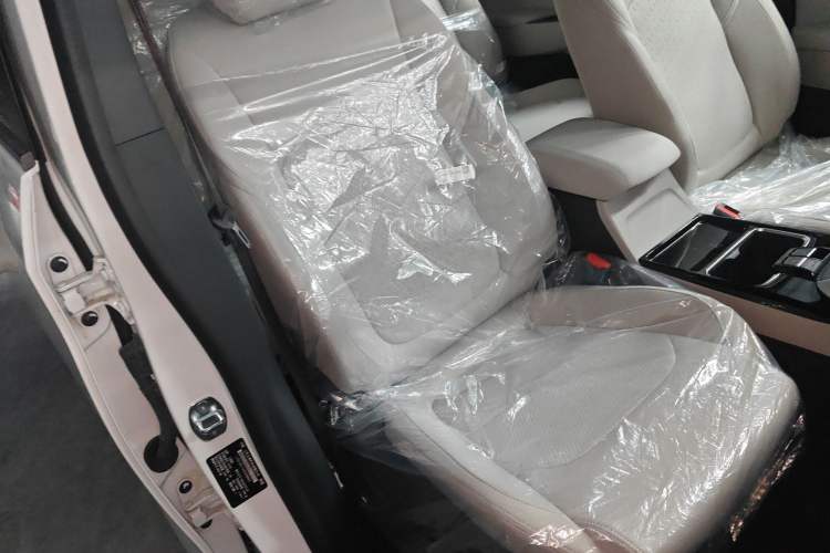 Used SAIC MAXUS G50 2024 PLUS 1.5T Happiness-Recommended Automatic Glory Edition Right Front Seat