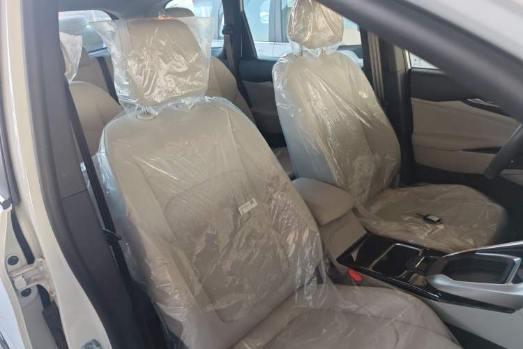 Used SAIC MAXUS G50 2024 PLUS 1.5T Happiness-Recommended Automatic Glory Edition Right Front Seat