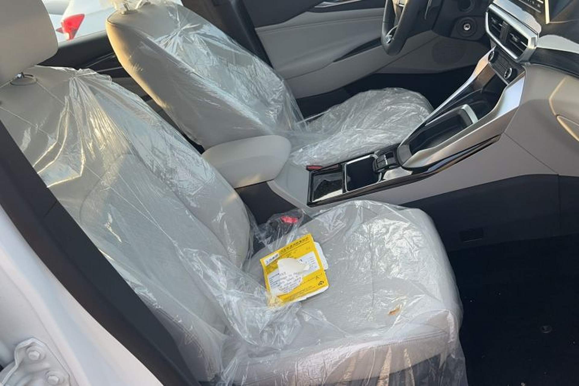 Used SAIC MAXUS G50 2024 1.5T Dragon Soars Everywhere Edition Right Front Seat