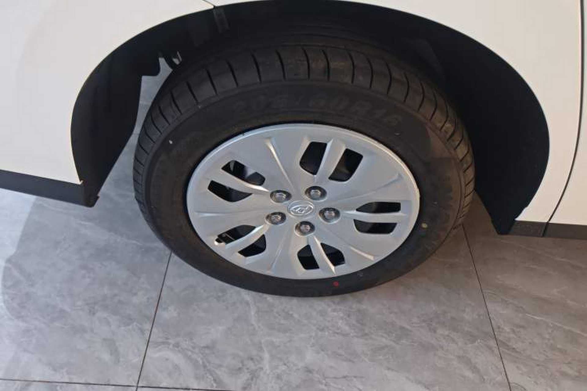Used SAIC MAXUS G50 2024 PLUS 1.5T Happiness-Recommended Automatic Glory Edition Right Rear Wheel Hub