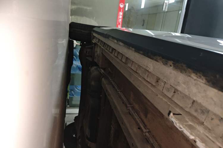 Used SAIC MAXUS G50 2024 PLUS 1.5T Happiness-Recommended Automatic Glory Edition Right Side Sill