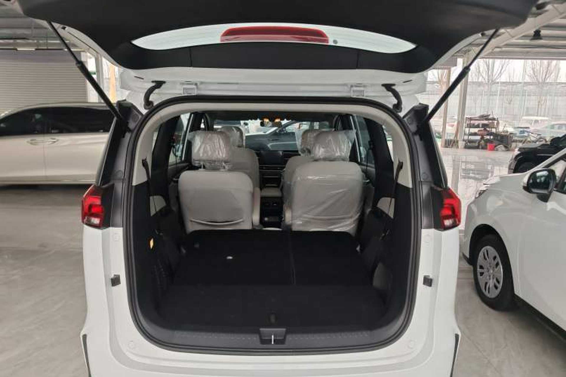 Used SAIC MAXUS G50 2024 PLUS 1.5T Happiness-Recommended Automatic Glory Edition Trunk