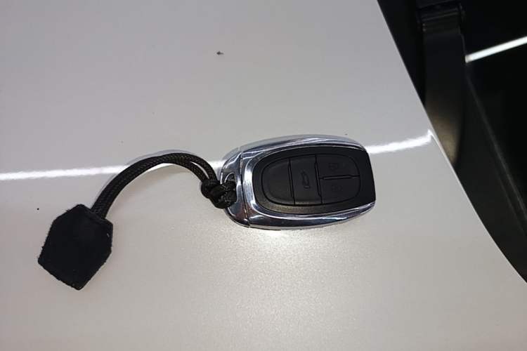 Used SAIC MAXUS G50 2024 PLUS 1.5T Happiness-Recommended Automatic Start-Up Edition Vehicle Key