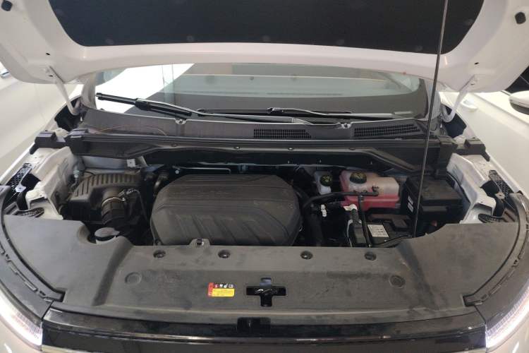 Used SAIC MAXUS G50 2025 MAX 1.5T Automatic Luxury Edition Engine Bay