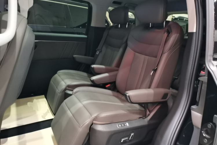 Used SAIC MAXUS G70 2024 2.0T Automatic Flagship Version 7 Seats Left Rear Seat