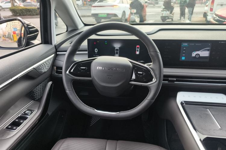 Used SAIC MAXUS G70 2024 2.0T Automatic Flagship Version 7 Seats Steering Wheel