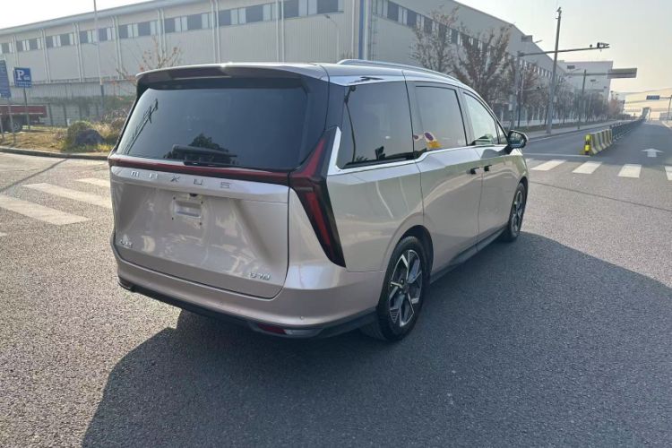 Used SAIC MAXUS G70 2024 2.0T Automatic Flagship Version 7 Seats Exterior 5