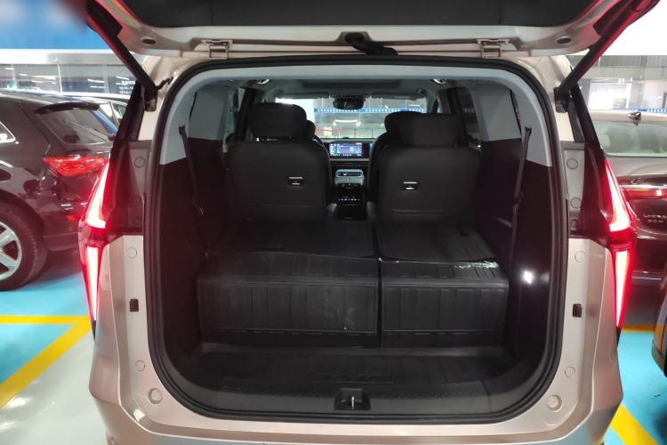 Used SAIC MAXUS G70 2024 2.0T Automatic Flagship Version 7 Seats Trunk