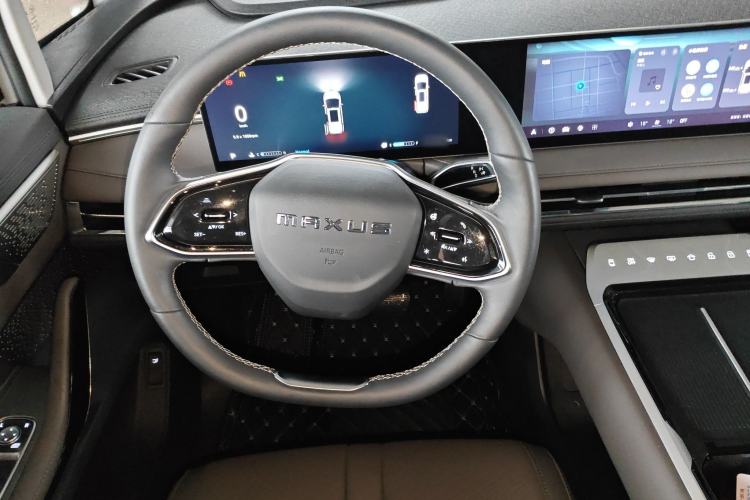 Used SAIC MAXUS G70 2024 2.0T Automatic Flagship Version 7 Seats Steering Wheel