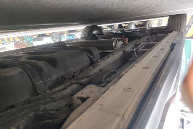 Used SAIC MAXUS G70 2024 2.0T Automatic Flagship Version 7 Seats Left Side Sill