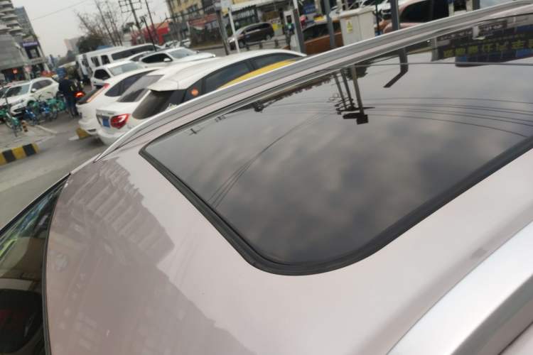 Used SAIC MAXUS G70 2024 2.0T Automatic Flagship Version 7 Seats Roof