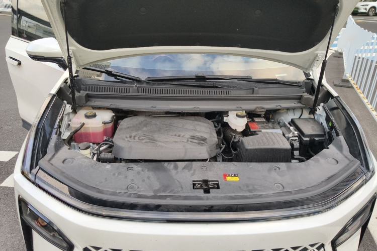 Used SAIC MAXUS G70 2024 2.0T Automatic Flagship Version 6 Seats Engine Bay