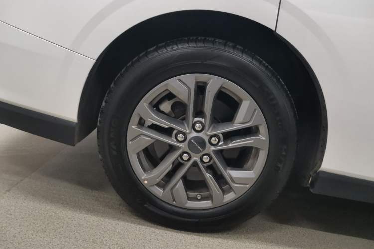 Used SAIC MAXUS G70 2024 2.0T Automatic Comfort Edition 7-Seater Exterior 8