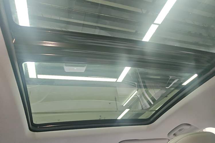 Used SAIC MAXUS G70 2024 2.0T Automatic Flagship Version 7 Seats Headliner