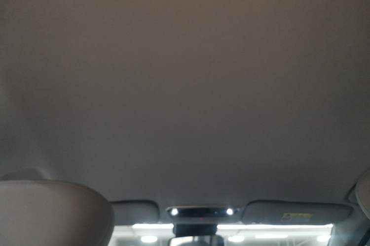 Used SAIC MAXUS G70 2024 2.0T Automatic Comfort Edition 7-Seater Headliner