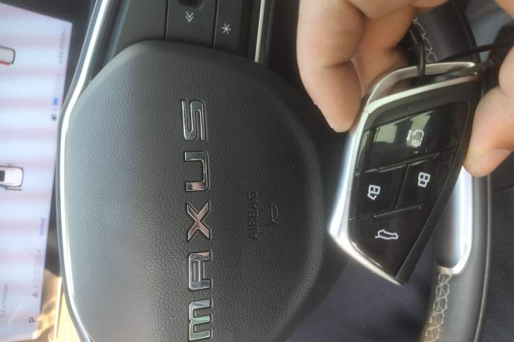 Used SAIC MAXUS G70 2024 2.0T Automatic Luxury Edition 7 Seats Interior 1