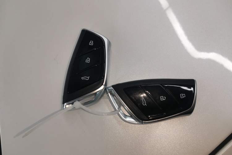Used SAIC MAXUS G70 2024 2.0T Automatic Comfort Edition 7-Seater Interior 1