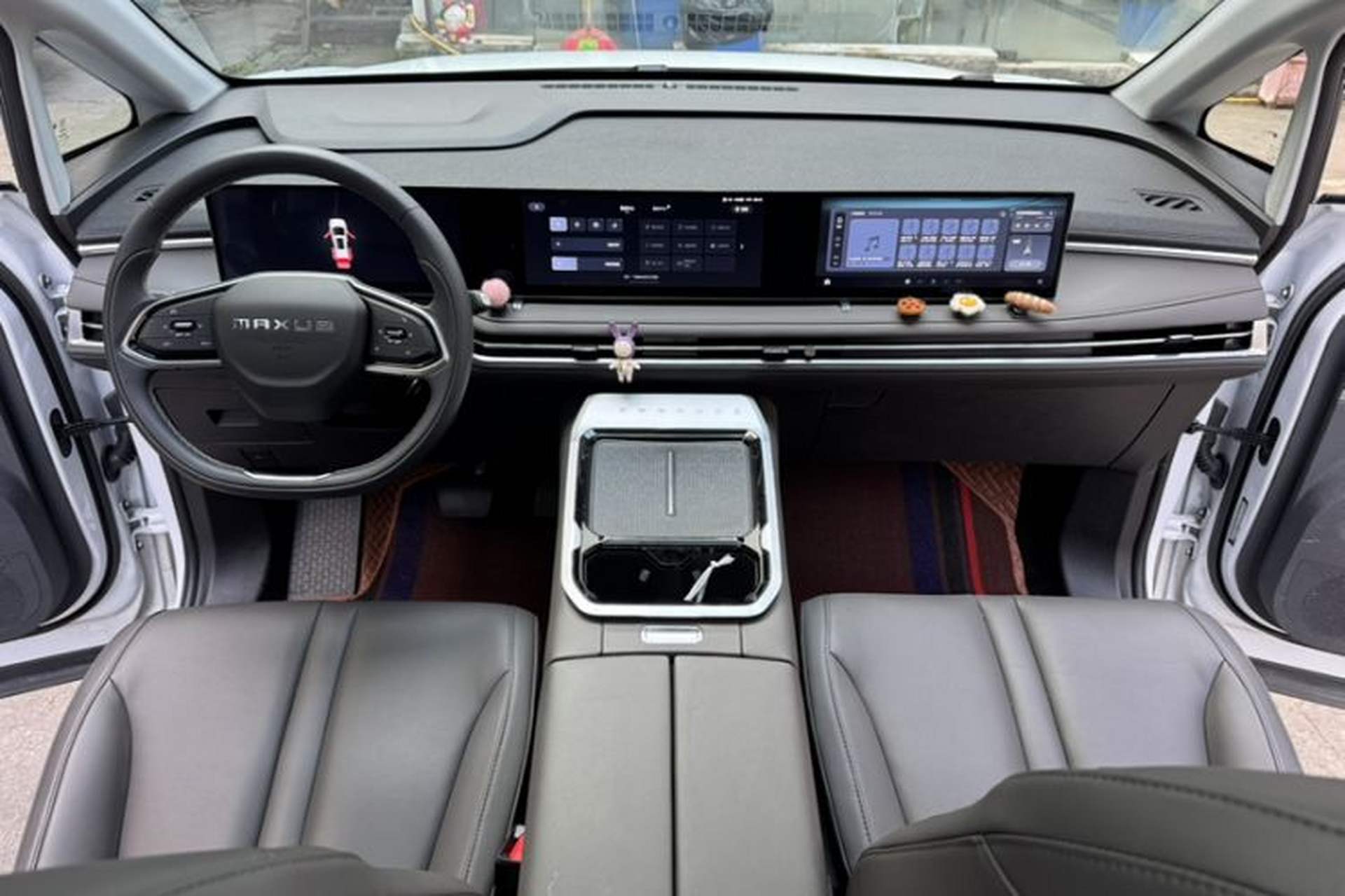Used SAIC MAXUS G70 2024 2.0T Automatic Luxury Edition 7 Seats Interior 3