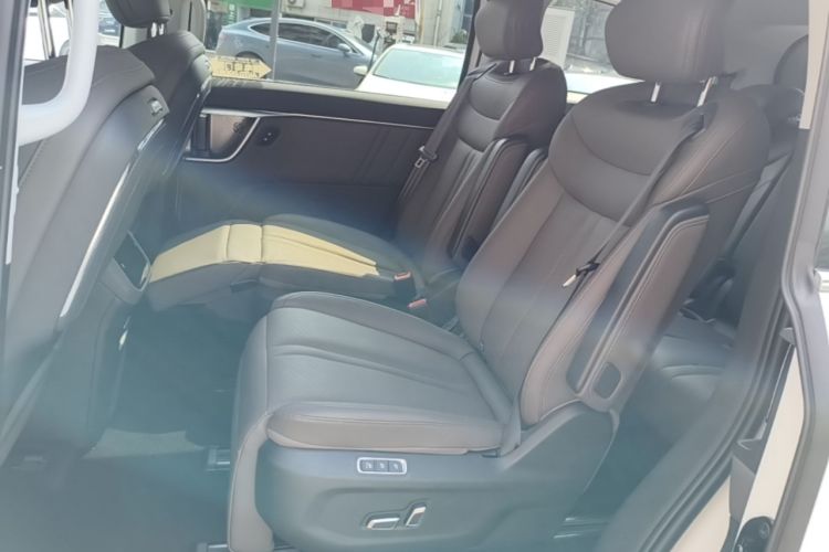 Used SAIC MAXUS G70 2024 2.0T Automatic Flagship Version 7 Seats Left Rear Seat