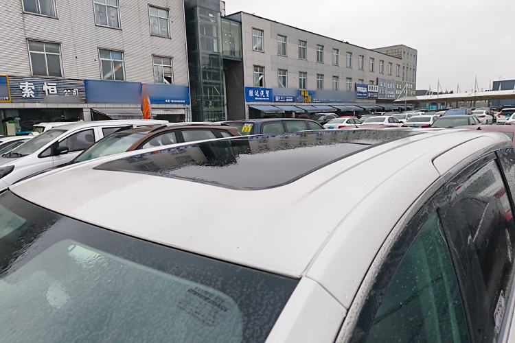 Used SAIC MAXUS G70 2024 2.0T Automatic Luxury Edition 7 Seats Roof
