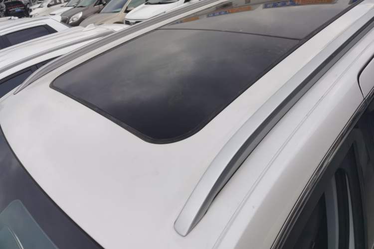 Used SAIC MAXUS G70 2024 2.0T Automatic Flagship Version 7 Seats Roof