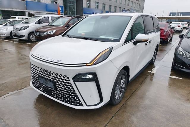 Used SAIC MAXUS G70 2024 2.0T Automatic Luxury Edition 7 Seats