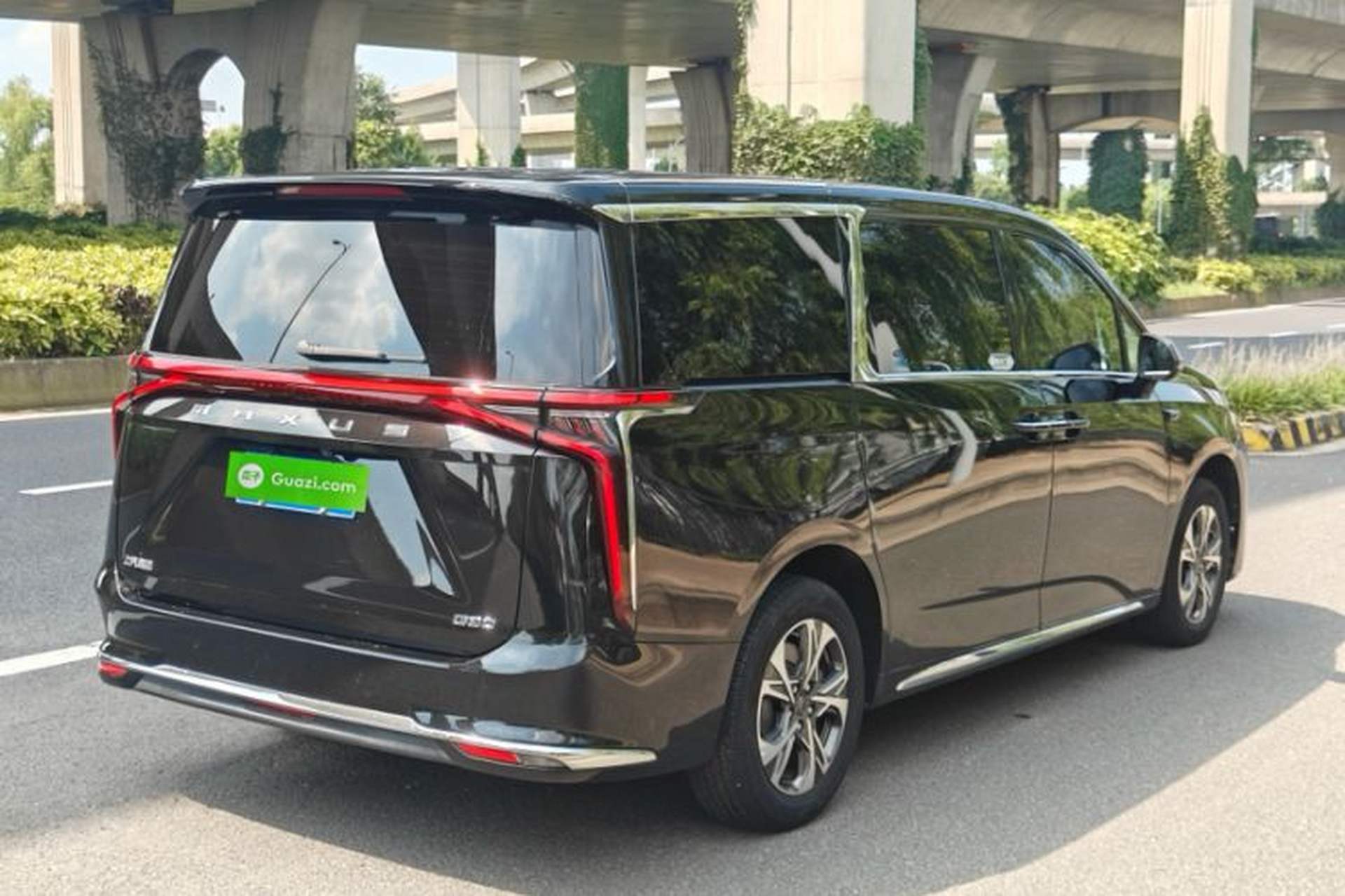 Used SAIC MAXUS G90 2022 2.0T Galaxy Seven-Seater Version Exterior 5