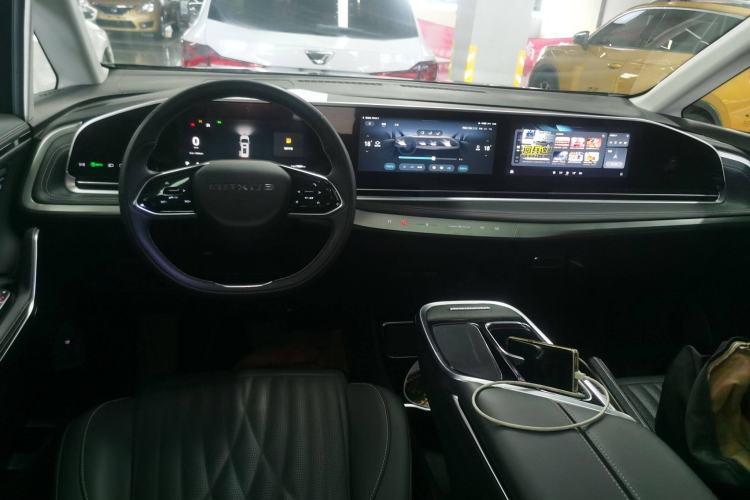 Used SAIC MAXUS G90 2022 2.0T Galaxy Seven-Seater Version Interior 2