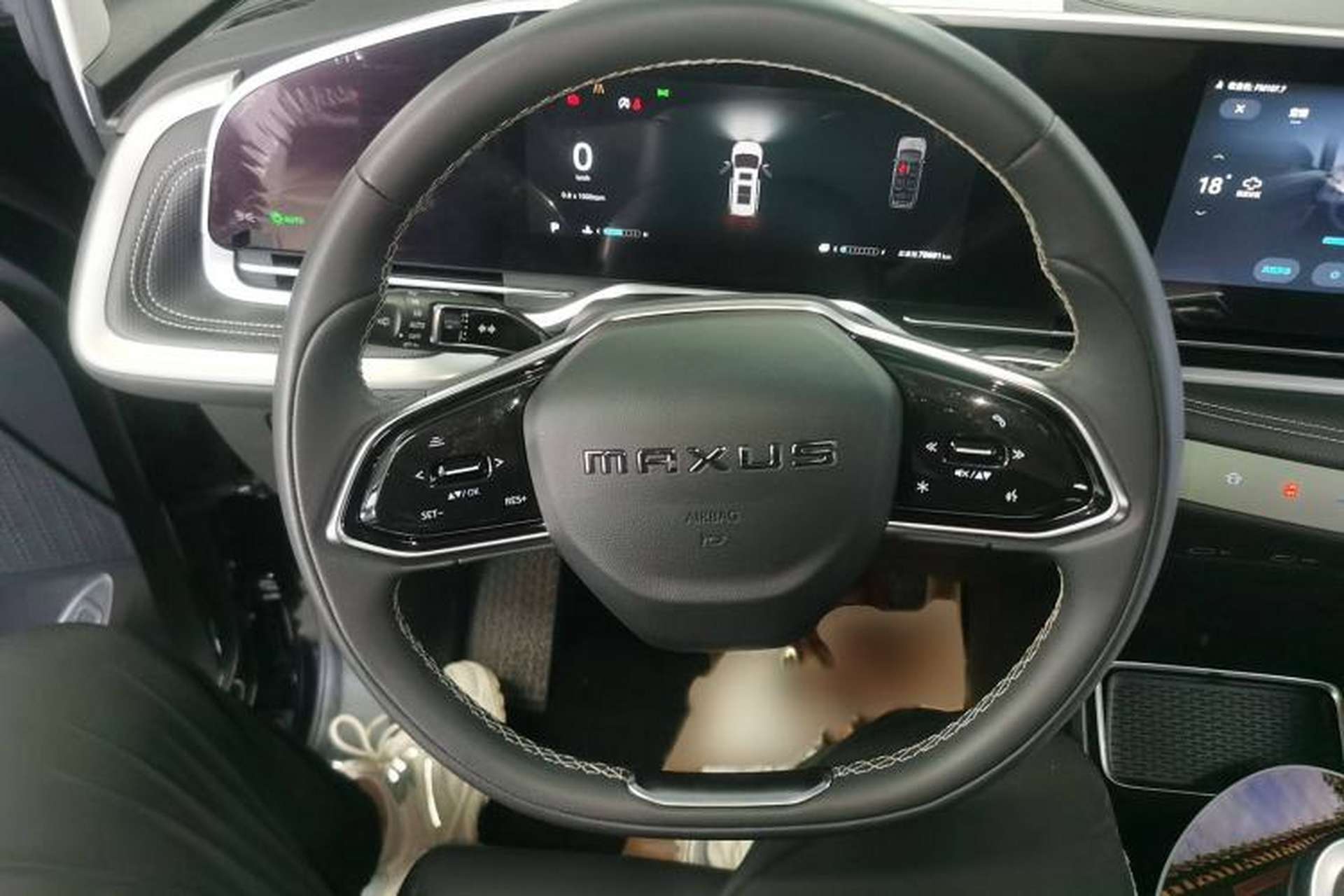 Used SAIC MAXUS G90 2022 2.0T Galaxy Seven-Seater Version Steering Wheel