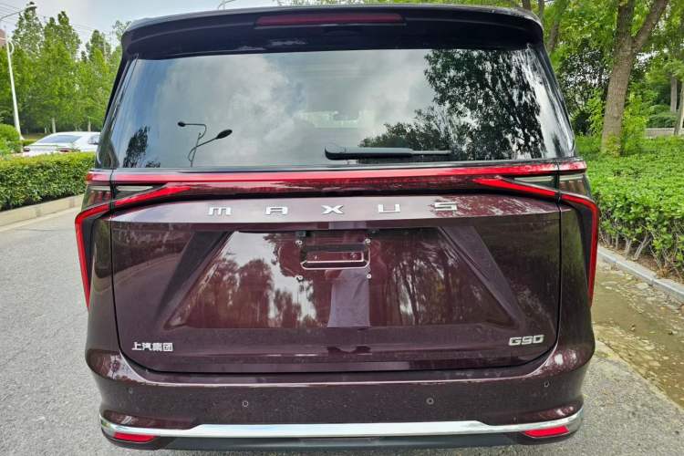 Used SAIC MAXUS G90 2022 2.0T Xingyun Seven-Seater Version Exterior 3