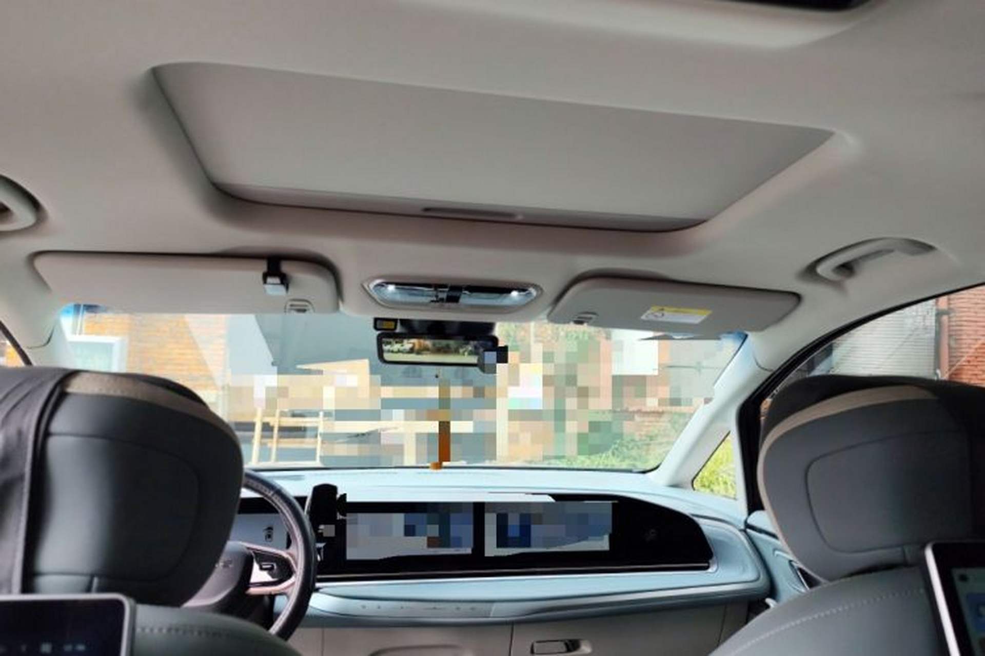 Used SAIC MAXUS G90 2022 2.0T Interstellar Six-Seater Edition Headliner