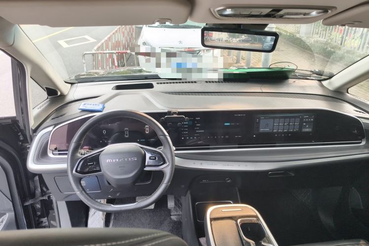 Used SAIC MAXUS G90 2022 2.0T Interstellar Seven-Seater Center Console