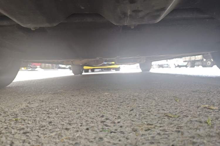 Used SAIC MAXUS G90 2022 2.0T Galaxy Seven-Seater Version Chassis Front