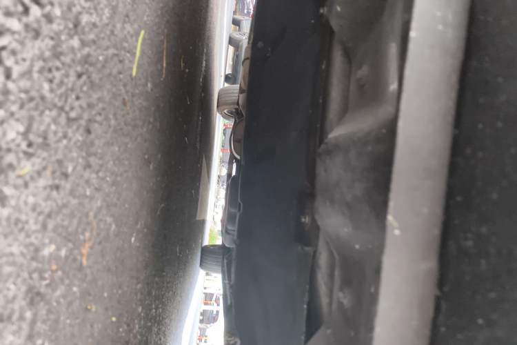 Used SAIC MAXUS G90 2022 2.0T Interstellar Seven-Seater Chassis Front
