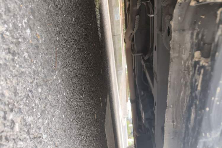 Used SAIC MAXUS G90 2022 2.0T Interstellar Seven-Seater Chassis Front Left