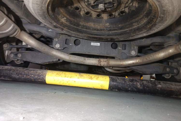 Used SAIC MAXUS G90 2022 2.0T Galaxy Seven-Seater Version Chassis Rear