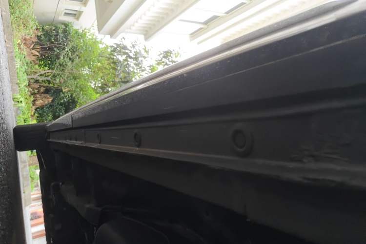 Used SAIC MAXUS G90 2022 2.0T Galaxy Seven-Seater Version Chassis Rear Left
