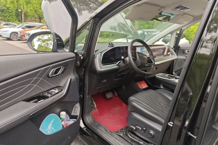 Used SAIC MAXUS G90 2022 2.0T Interstellar Seven-Seater Driver Seat
