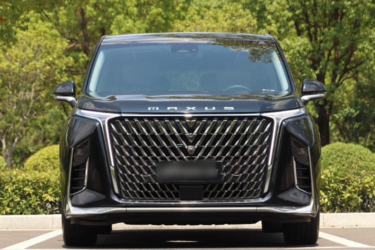 Used SAIC MAXUS G90 2022 2.0T Interstellar Six-Seater Edition Front