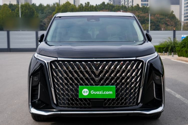 Used SAIC MAXUS G90 2022 2.0T Interstellar Six-Seater Edition Front