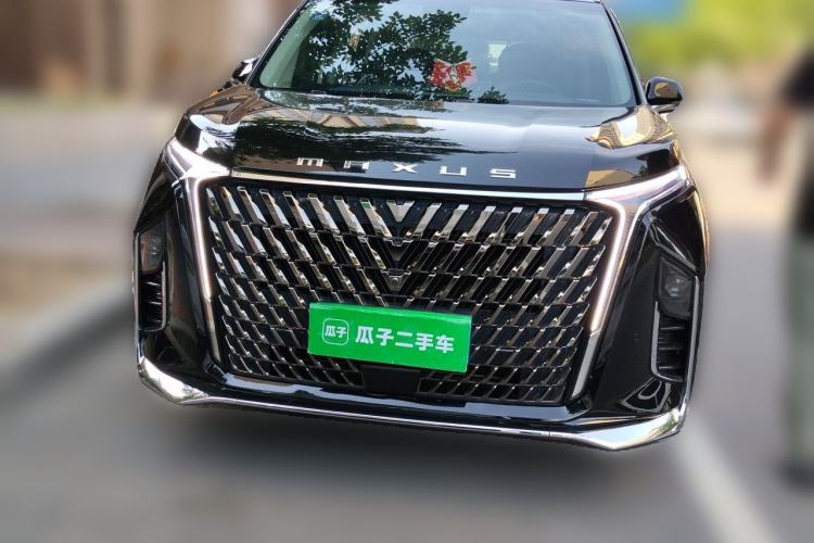 Used SAIC MAXUS G90 2022 2.0T Starry Seven-Seater Front