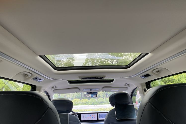 Used SAIC MAXUS G90 2022 2.0T Interstellar Six-Seater Edition Headliner