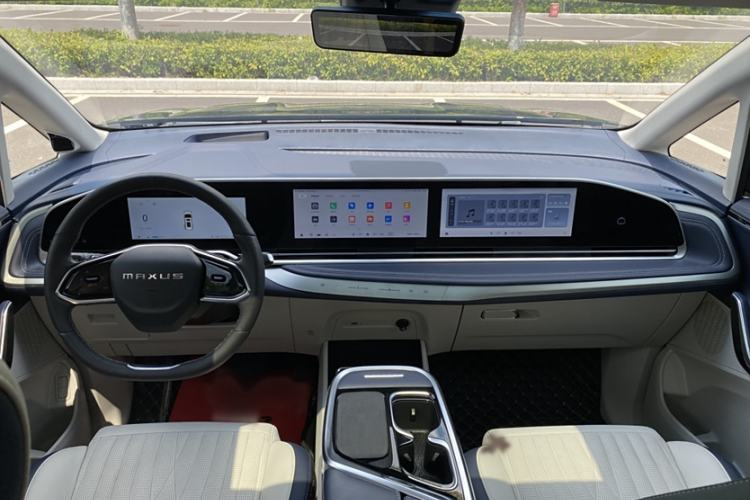 Used SAIC MAXUS G90 2022 2.0T Interstellar Six-Seater Edition Interior 3