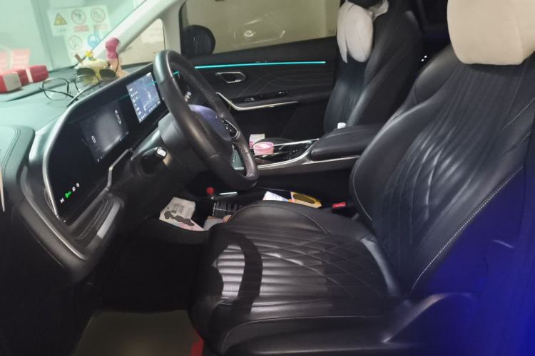 Used SAIC MAXUS G90 2022 2.0T Interstellar Flagship Edition Left Front Seat