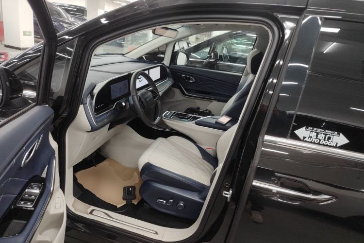 Used SAIC MAXUS G90 2022 2.0T Interstellar Flagship Edition Left Front Seat