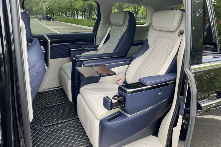Used SAIC MAXUS G90 2022 2.0T Interstellar Six-Seater Edition Left Rear Seat