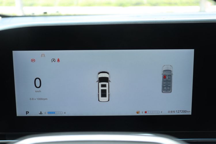 Used SAIC MAXUS G90 2022 2.0T Interstellar Six-Seater Edition Odometer Close Up