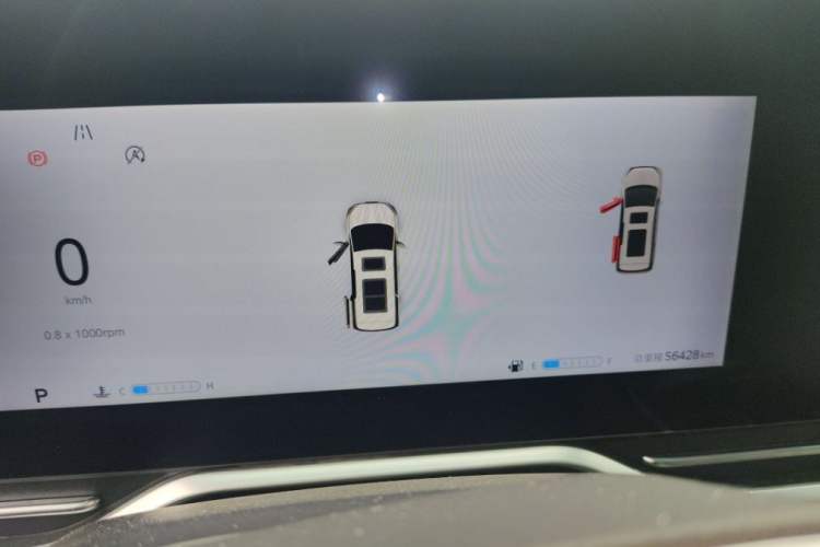 Used SAIC MAXUS G90 2022 2.0T Interstellar Six-Seater Edition Odometer Close Up